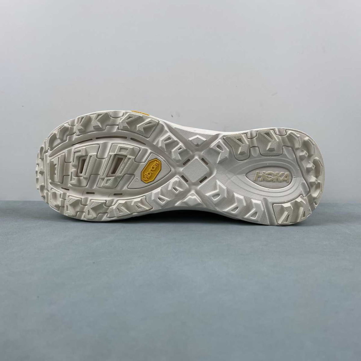 HOKA Trail-Inspired Sneakers – Light Gray & Cream